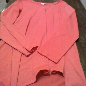 Women 's LuLaRoe L long-sleeve shirt